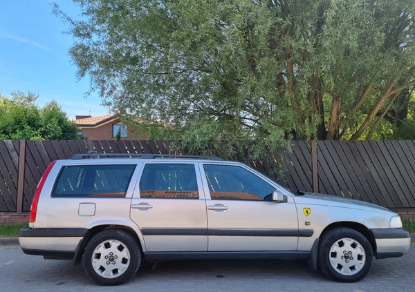 Volvo XC 70 cena 12900 przebieg: 249000, rok produkcji 2002 z Warszawa małe 92